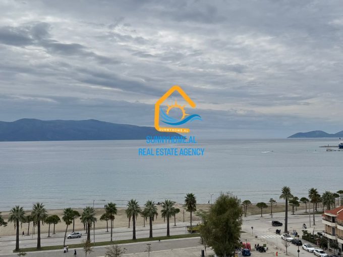 Ekskluzive Vetem per @sunnyhome.al Shitet Apartamenti me Pamje nga Deti 3+1+2wc+2 Ballkone 📍 Lungo-Mare-Vlore (3000 Euro m2)