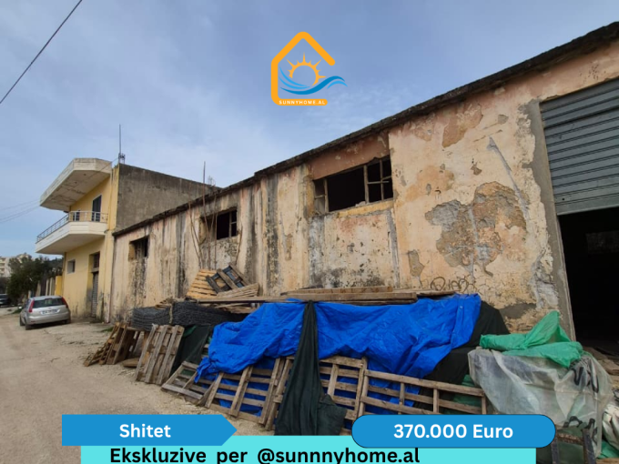 ‼️ Exclusive only for SUNNYHOME.AL ‼️  For sale (600 m2) Building + (600 m2) Land Plot, 📍 Location: Uje i Ftohte- Vlore Price: 370,000 Euro